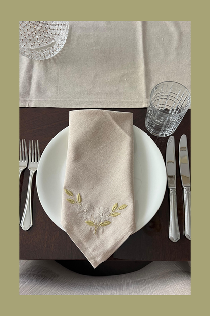 Timeless Blooms | Daisy Path | Set of 2 Embroidered Linen-Look Napkins | Oatmeal